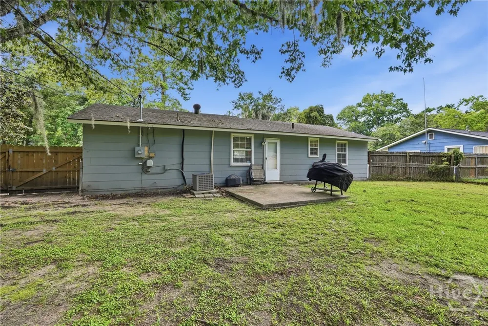 5616 Jan Street Savannah, GA 31406