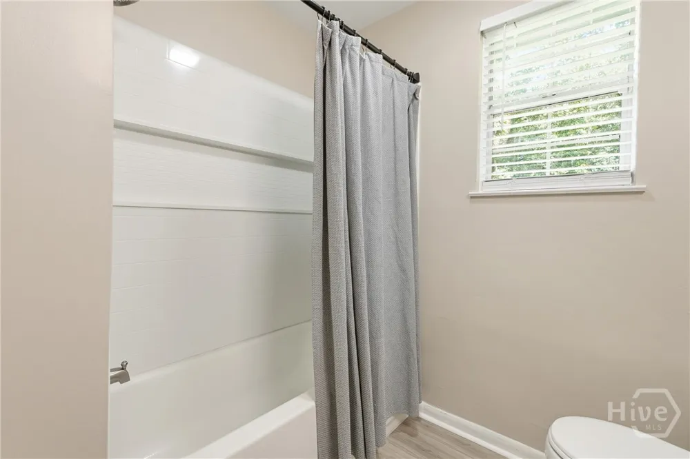 5616 Jan Street Savannah, GA 31406