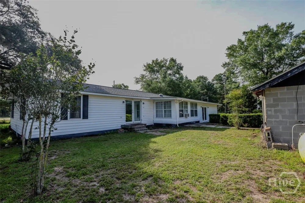 1492 Sand Hill Road Guyton, GA 31312