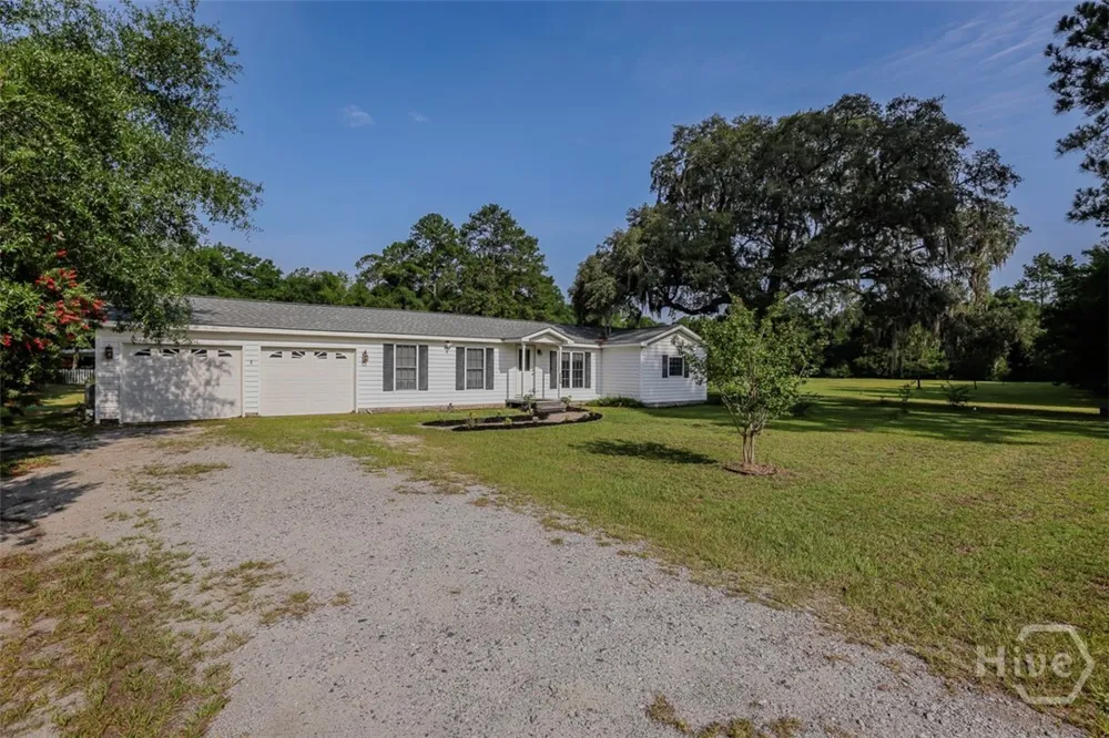 1492 Sand Hill Road Guyton, GA 31312