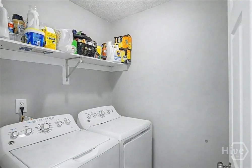 503 Creekview Drive Hinesville, GA 31313