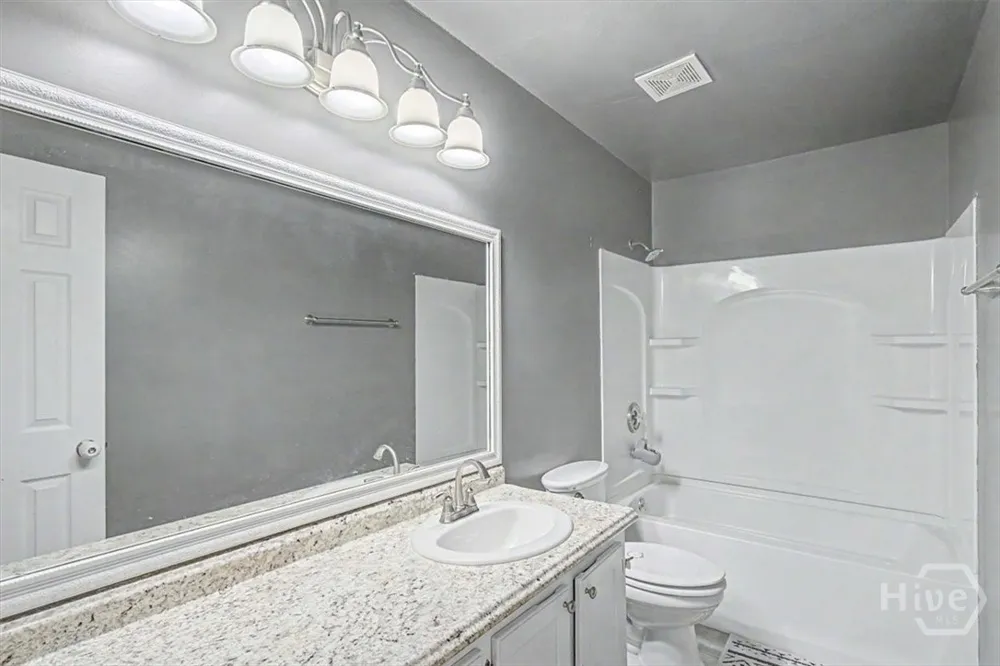 503 Creekview Drive Hinesville, GA 31313