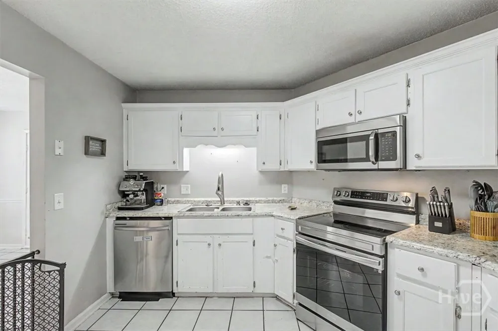503 Creekview Drive Hinesville, GA 31313