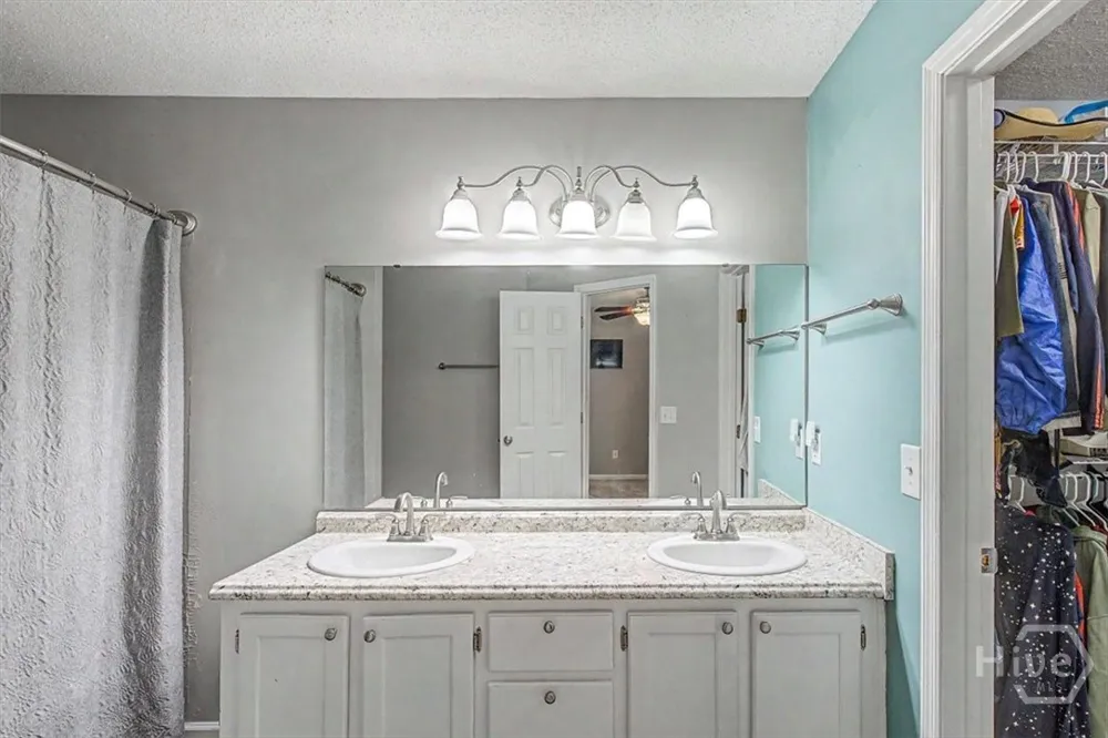 503 Creekview Drive Hinesville, GA 31313