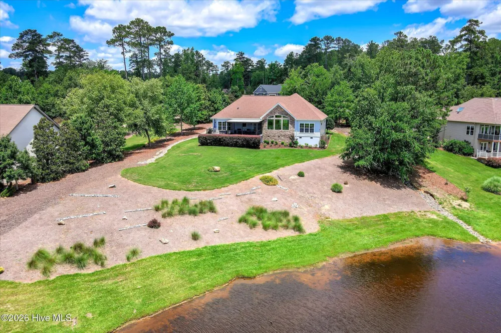 139 Laurens Drive Mccormick, SC 29835