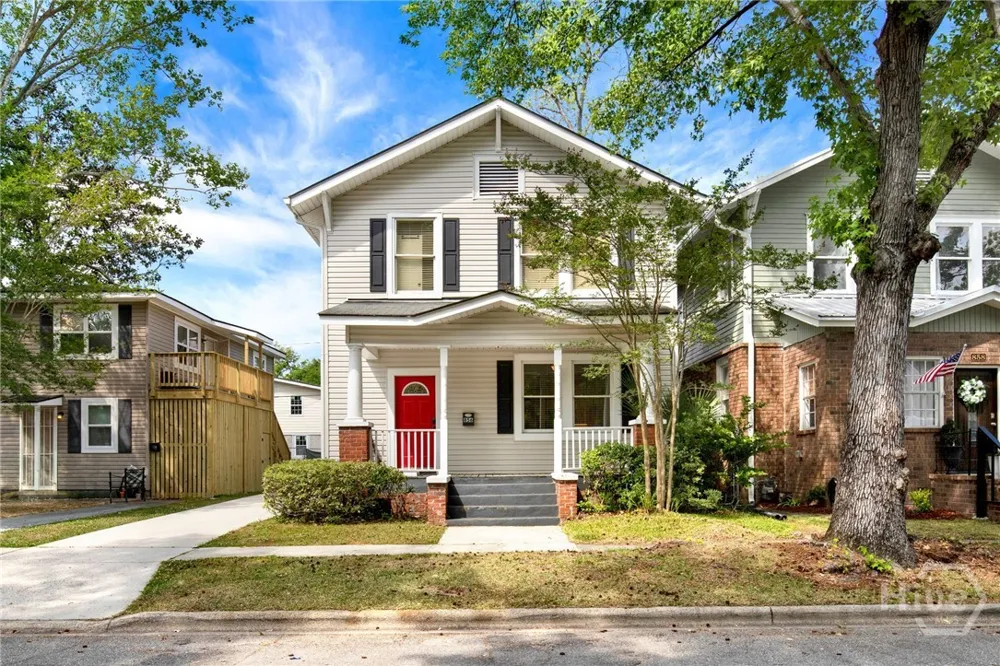856 E 35th Street Savannah, GA 31401