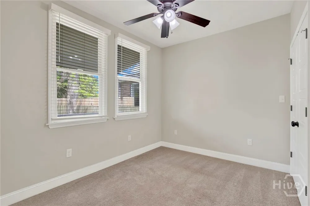856 E 35th Street Savannah, GA 31401