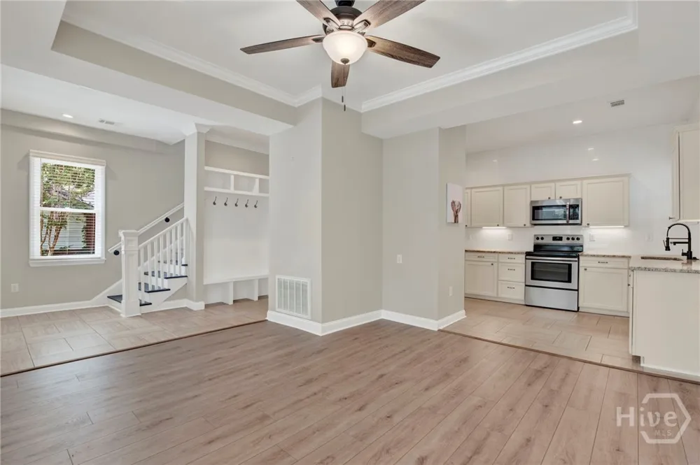 856 E 35th Street Savannah, GA 31401