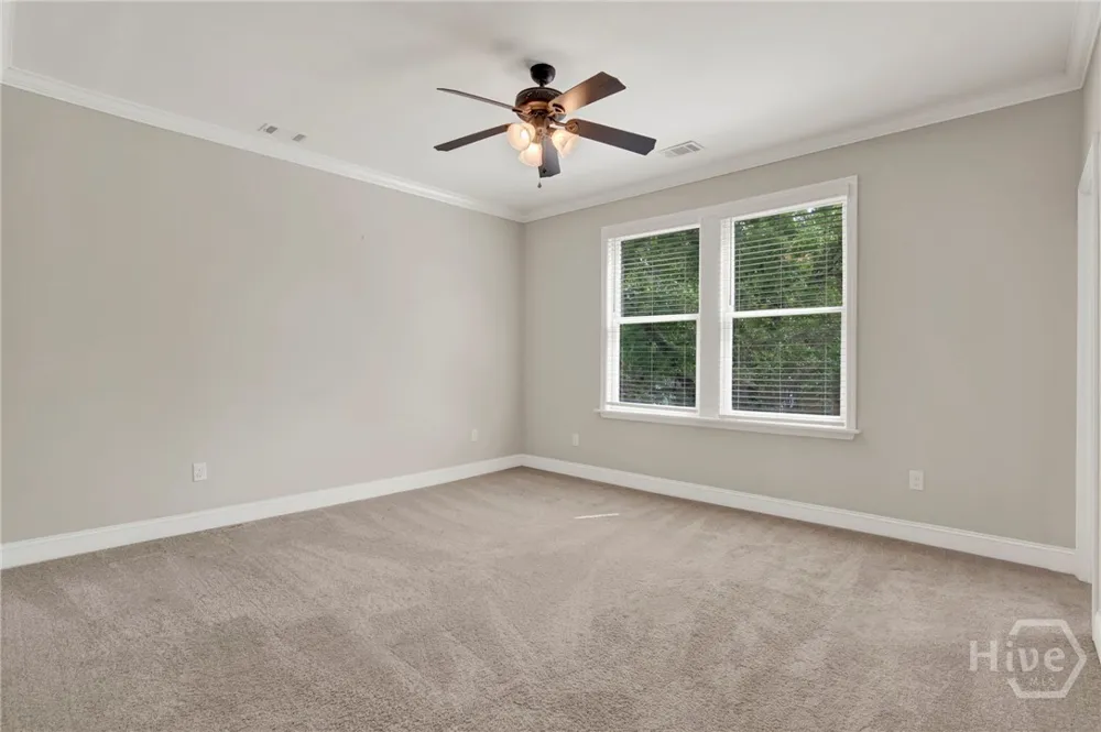 856 E 35th Street Savannah, GA 31401