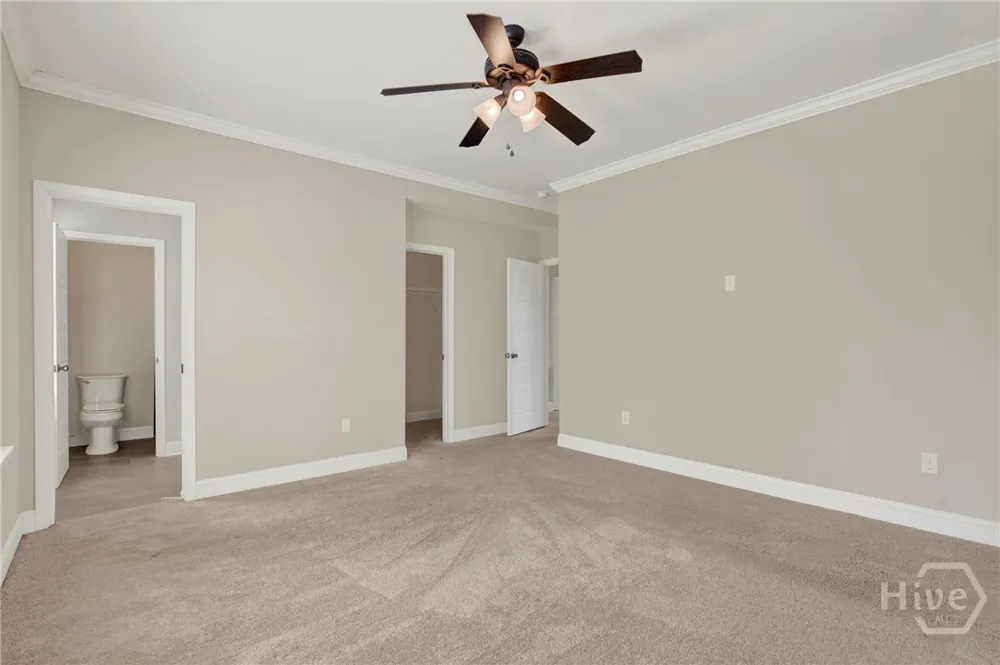 856 E 35th Street Savannah, GA 31401