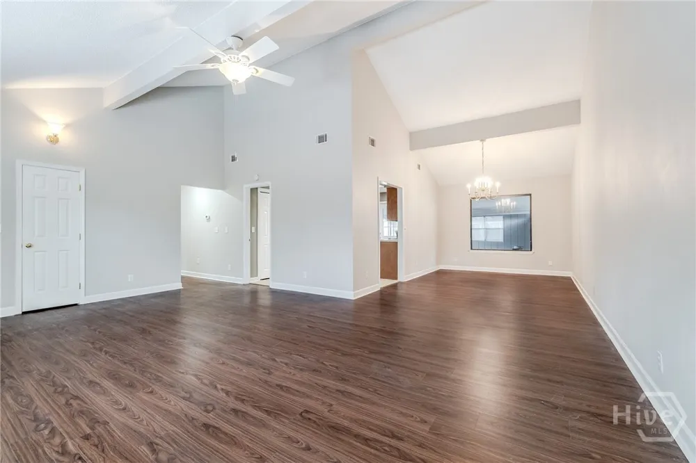 122 Smith Avenue Savannah, GA 31408