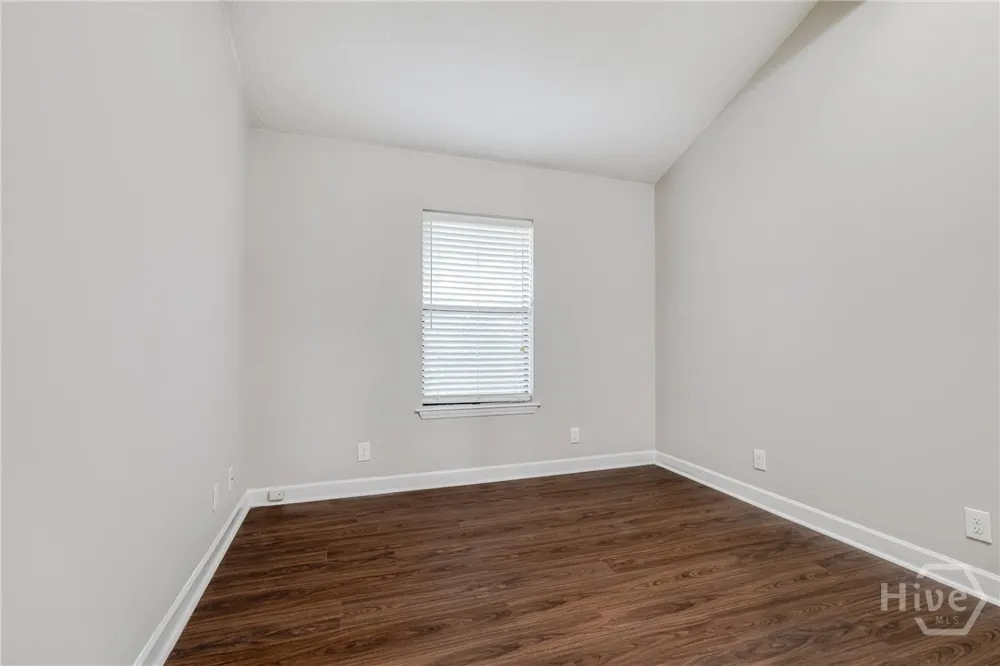 122 Smith Avenue Savannah, GA 31408