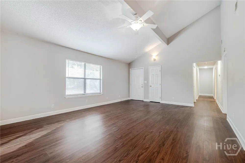 122 Smith Avenue Savannah, GA 31408