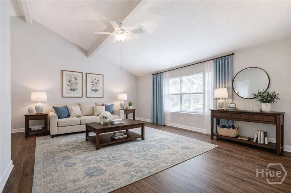 122 Smith Avenue Savannah, GA 31408