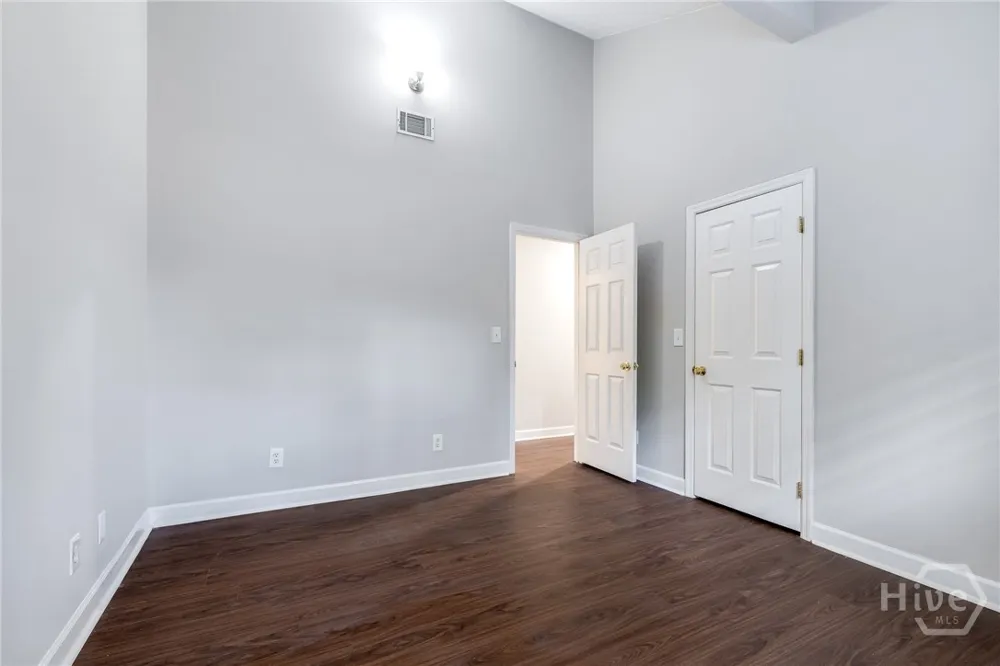 122 Smith Avenue Savannah, GA 31408