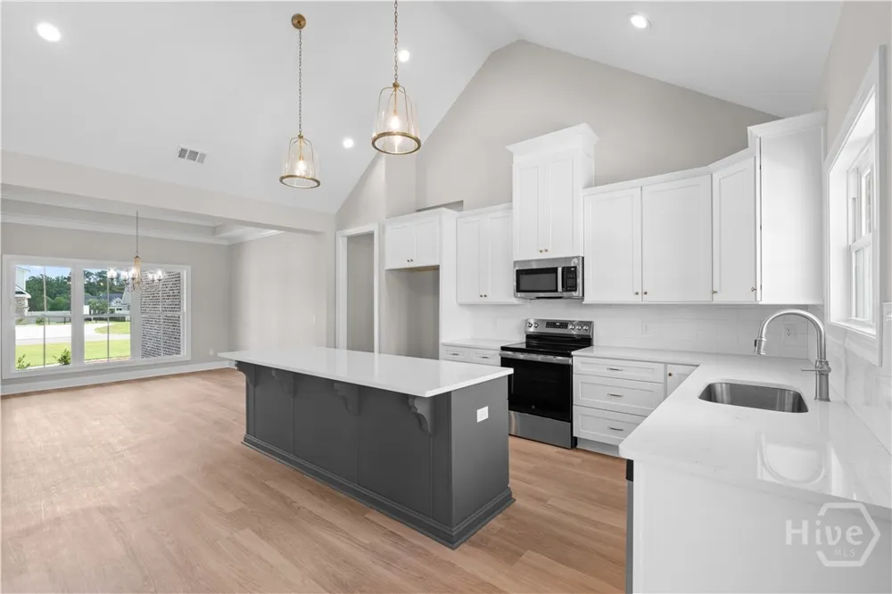 3 Honeysuckle Drive Claxton, GA 30417