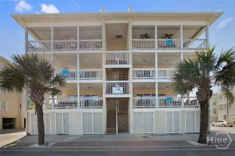 1701 Strand #8