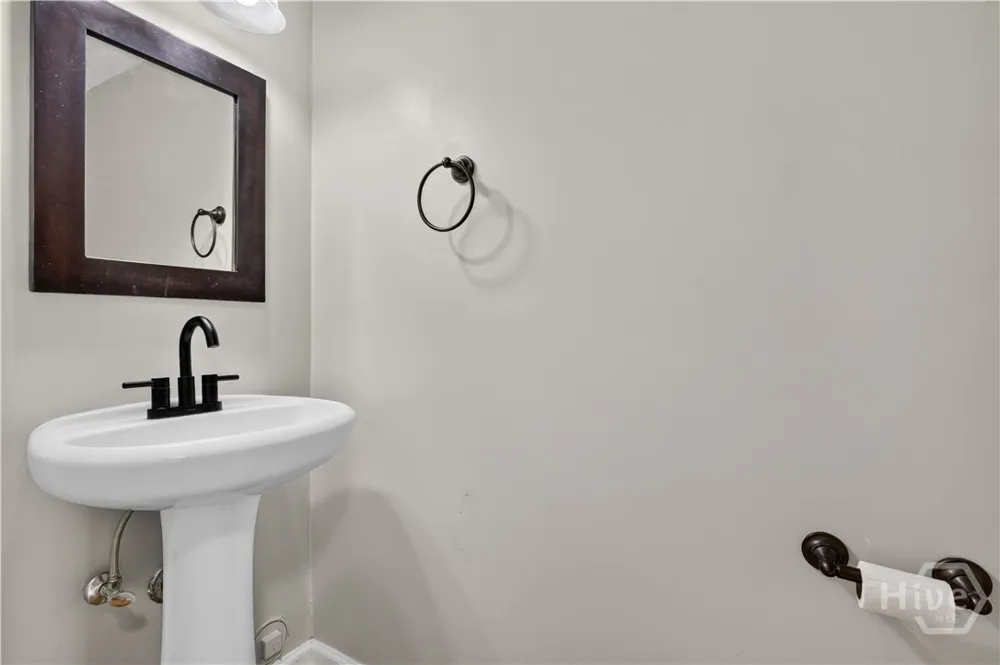 459 Mall Boulevard #23 Savannah, GA 31406
