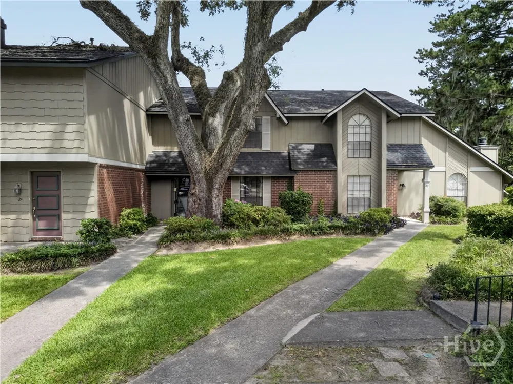 459 Mall Boulevard #23 Savannah, GA 31406