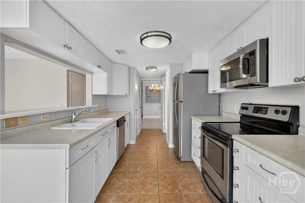 459 Mall Boulevard #23 Savannah, GA 31406