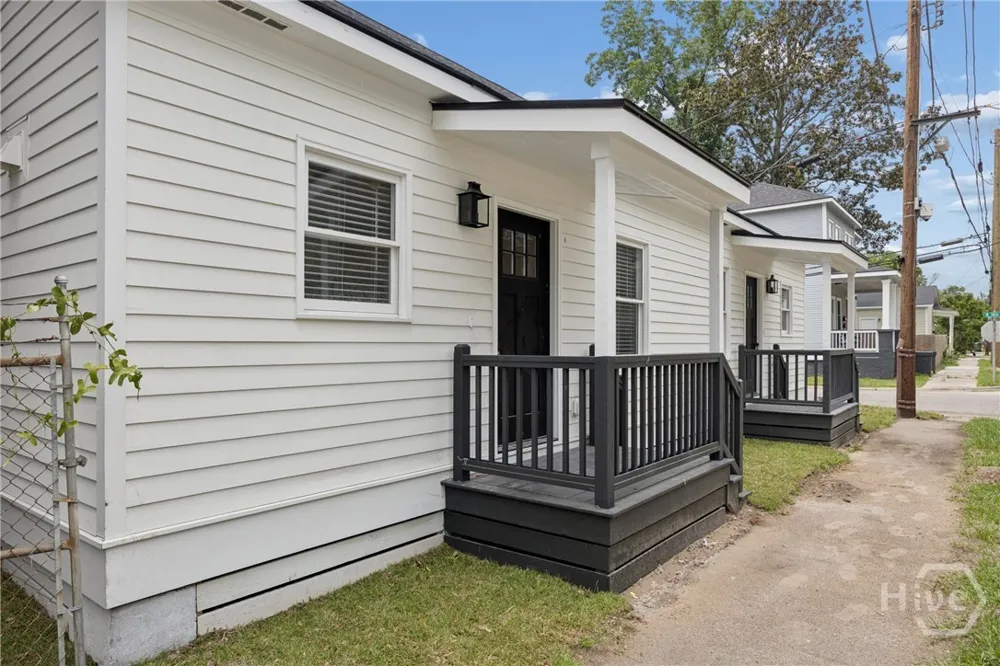 2203 Harden Street Savannah, GA 31415