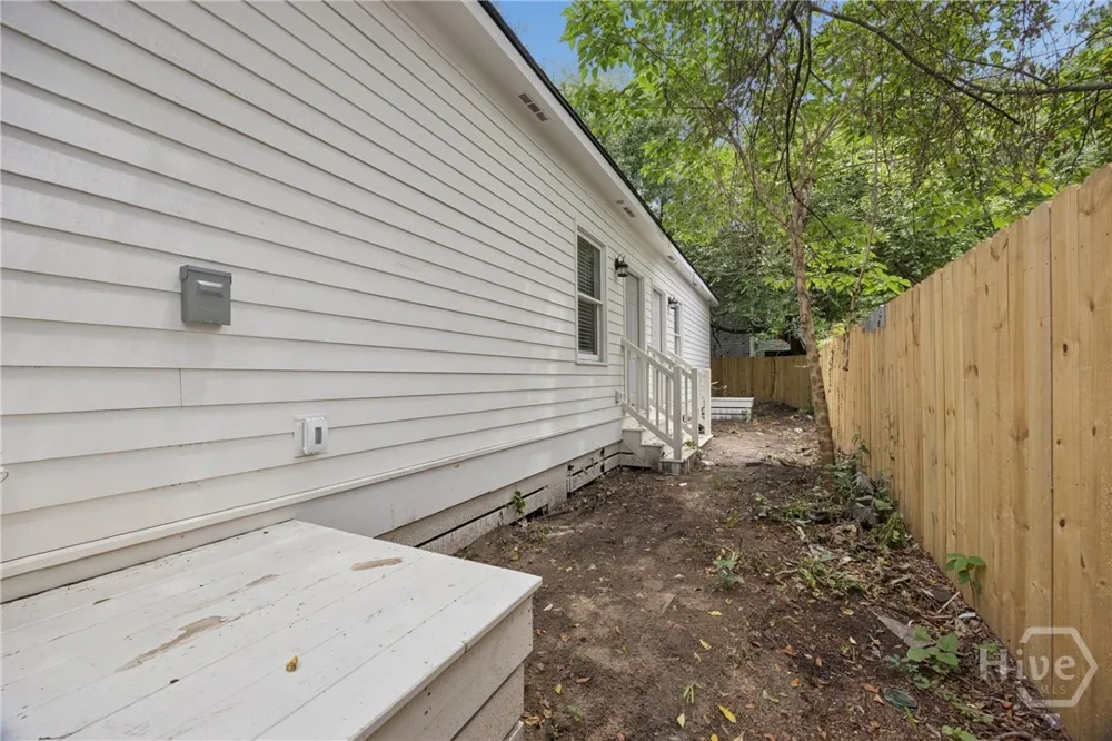 2203 Harden Street Savannah, GA 31415