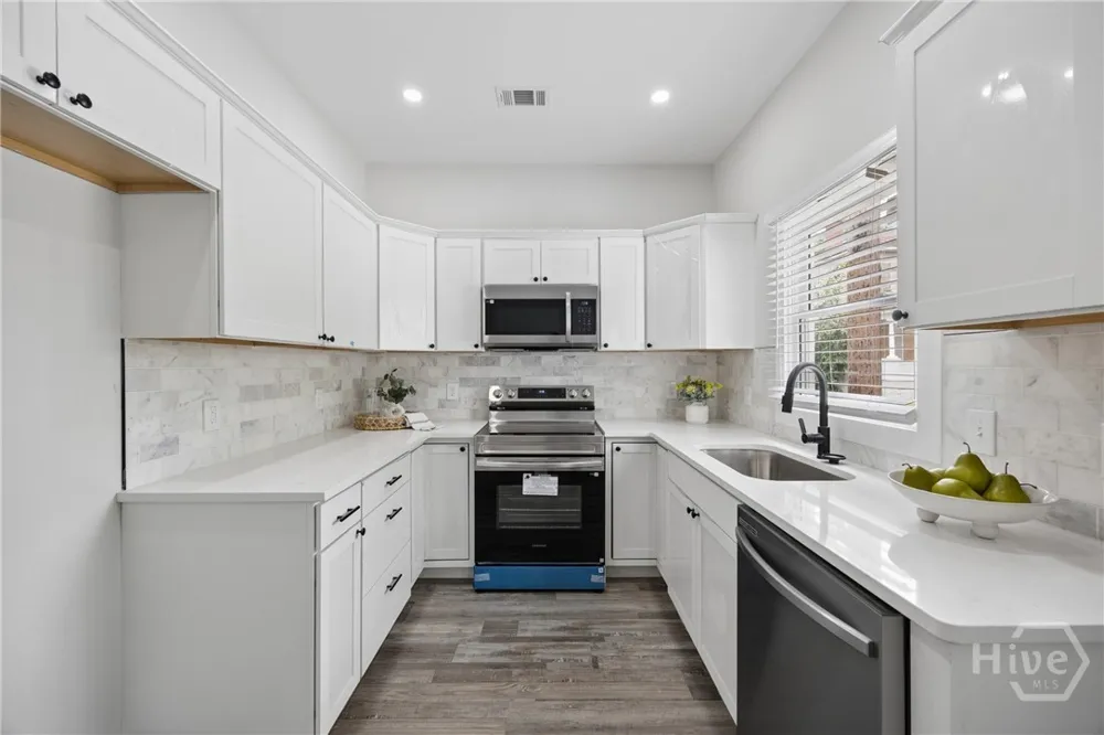 2203 Harden Street Savannah, GA 31415