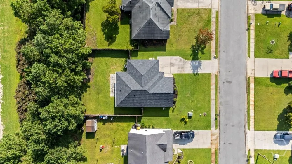 28 Twin Oaks Place Savannah, GA 31407