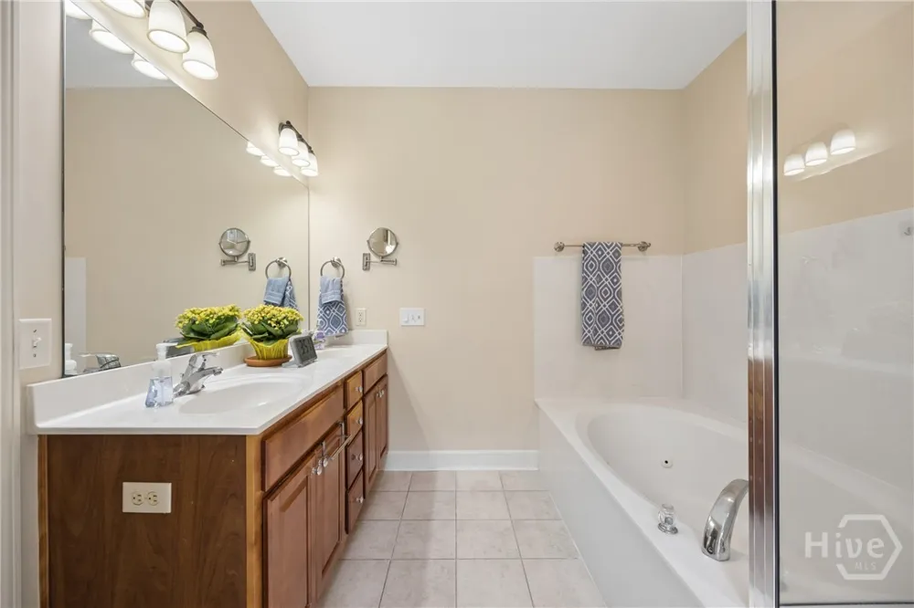 6 Misty Marsh Court Savannah, GA 31419