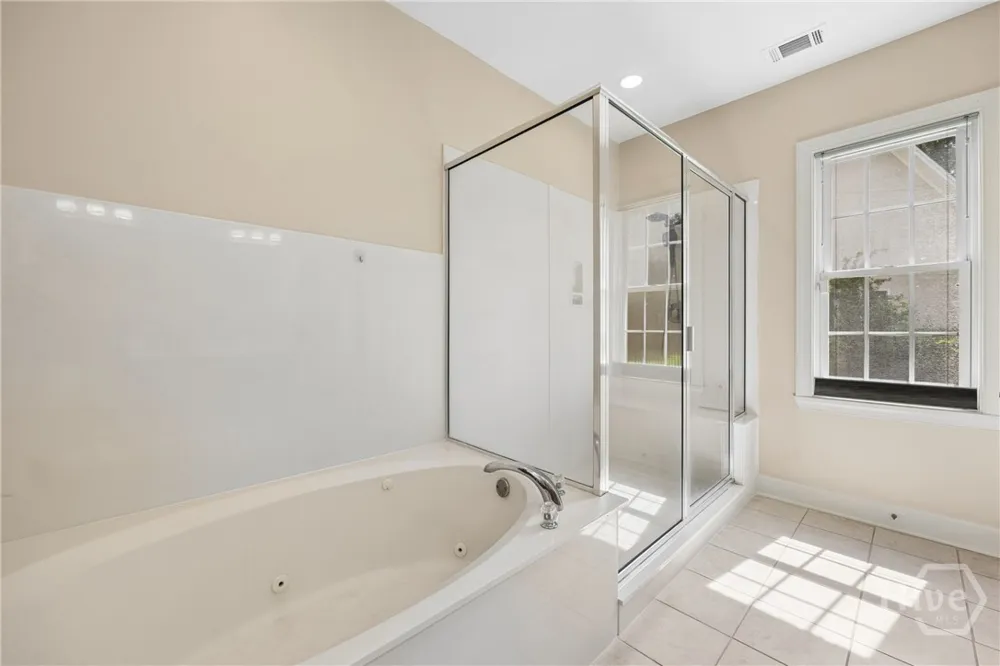 6 Misty Marsh Court Savannah, GA 31419
