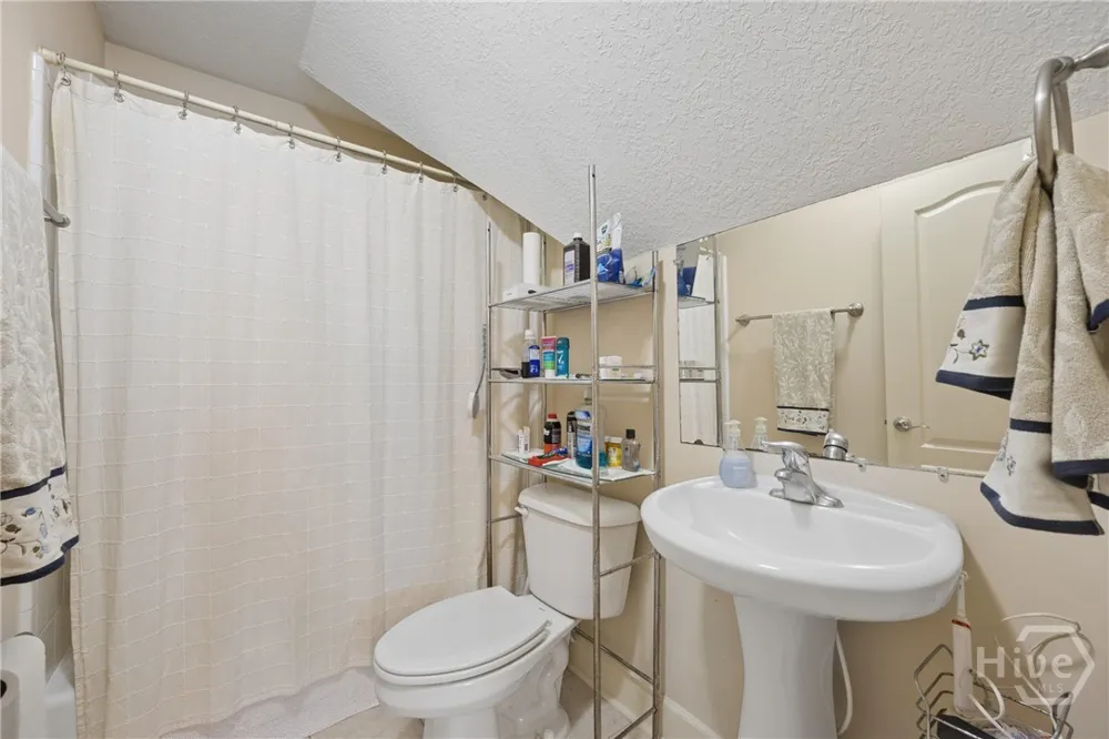 6 Misty Marsh Court Savannah, GA 31419