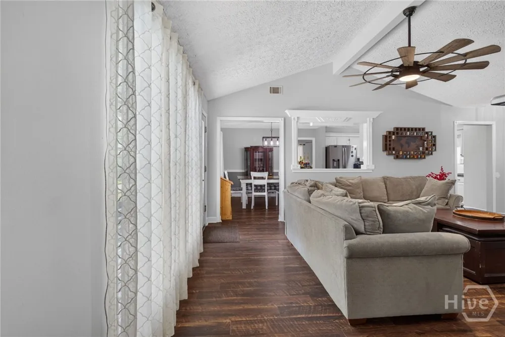 385 Lemans Drive Bloomingdale, GA 31302