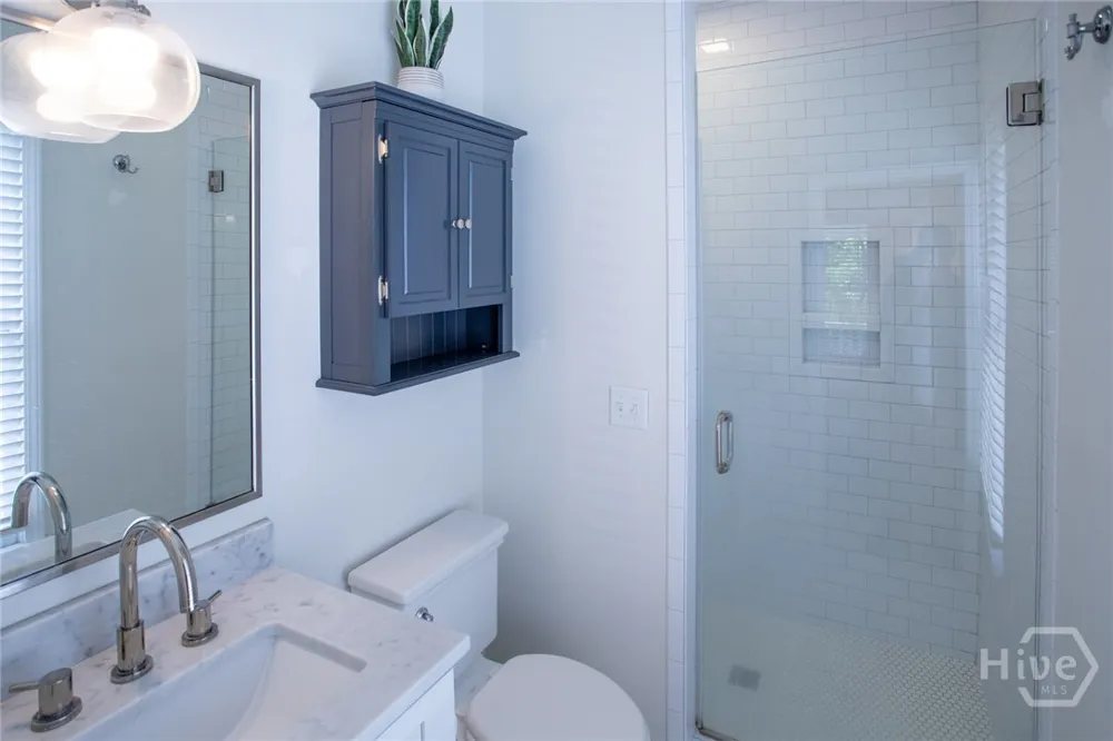 218 E 33rd Street Savannah, GA 31401
