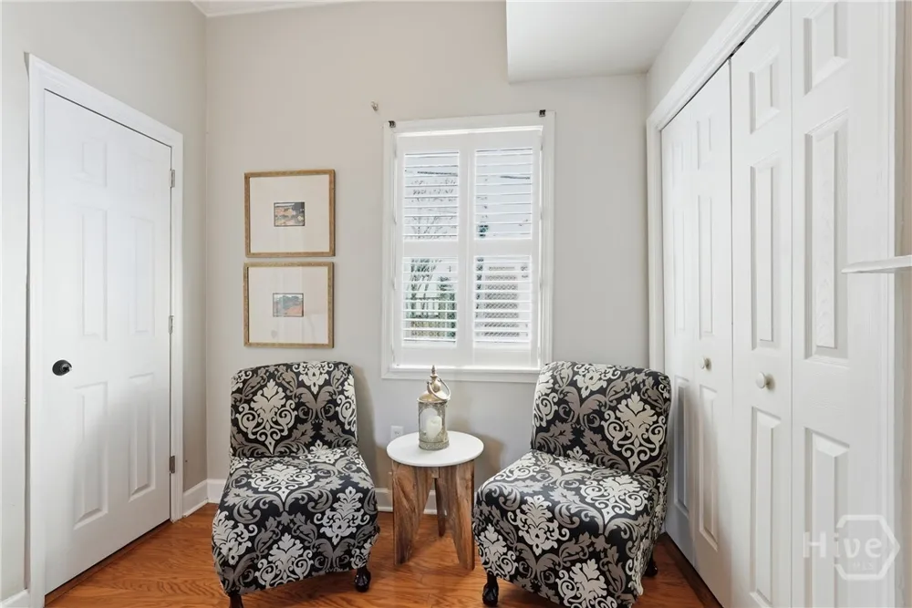 109 E Park Avenue Savannah, GA 31401