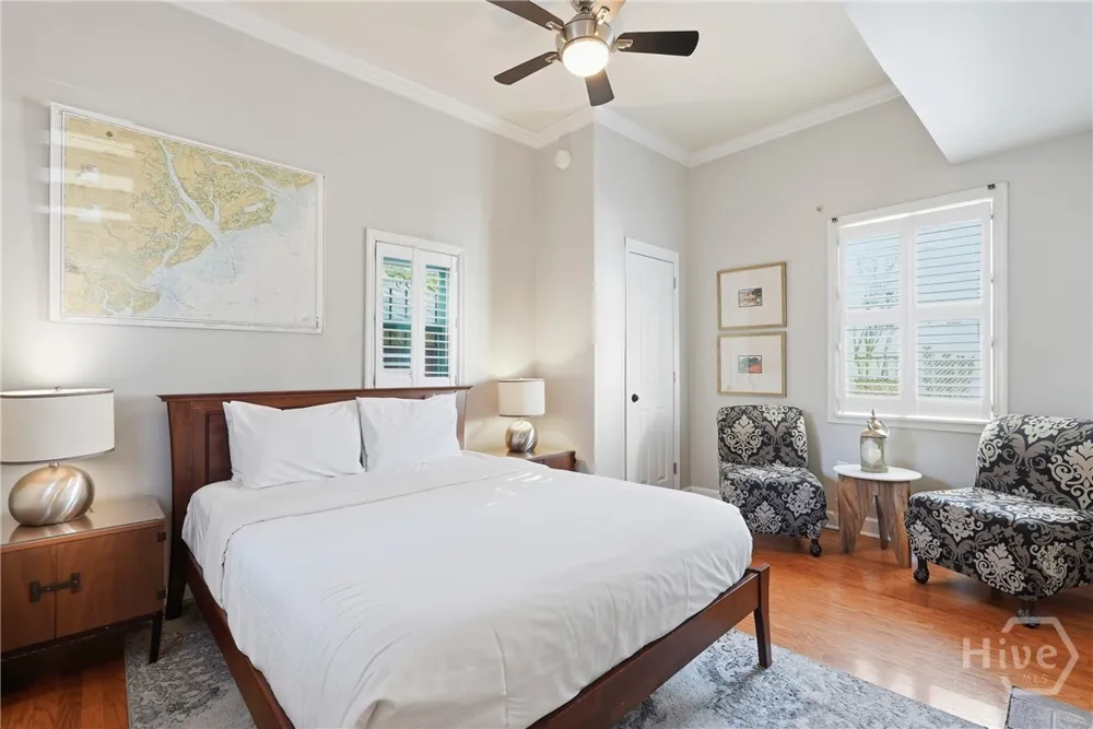 109 E Park Avenue Savannah, GA 31401