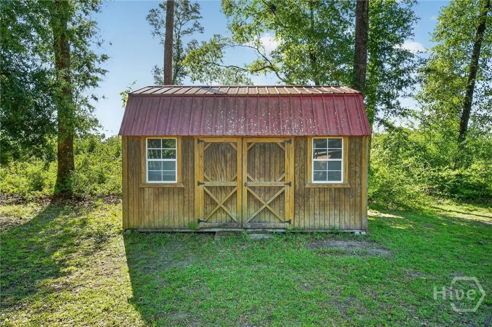 448 Queens Way Ellabell, GA 31308
