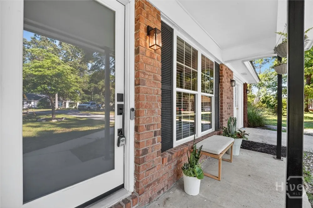 448 Queens Way Ellabell, GA 31308