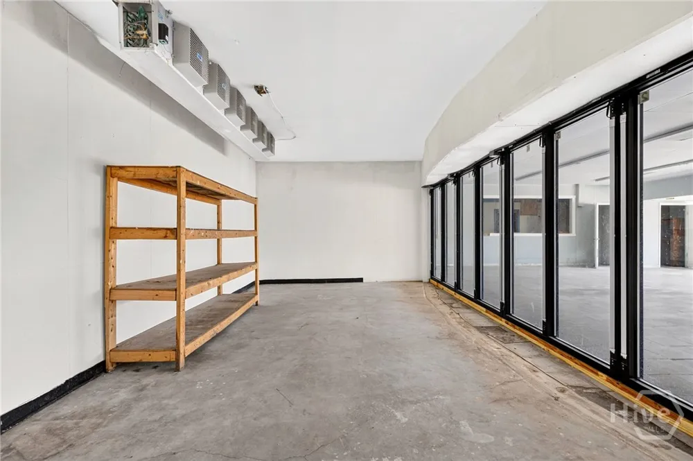 104 Tibet Avenue Savannah, GA 31406