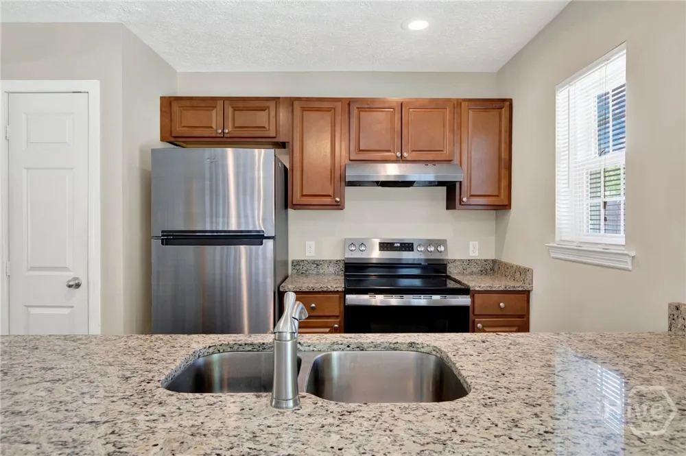 140 Ropemaker Lane Savannah, GA 31410