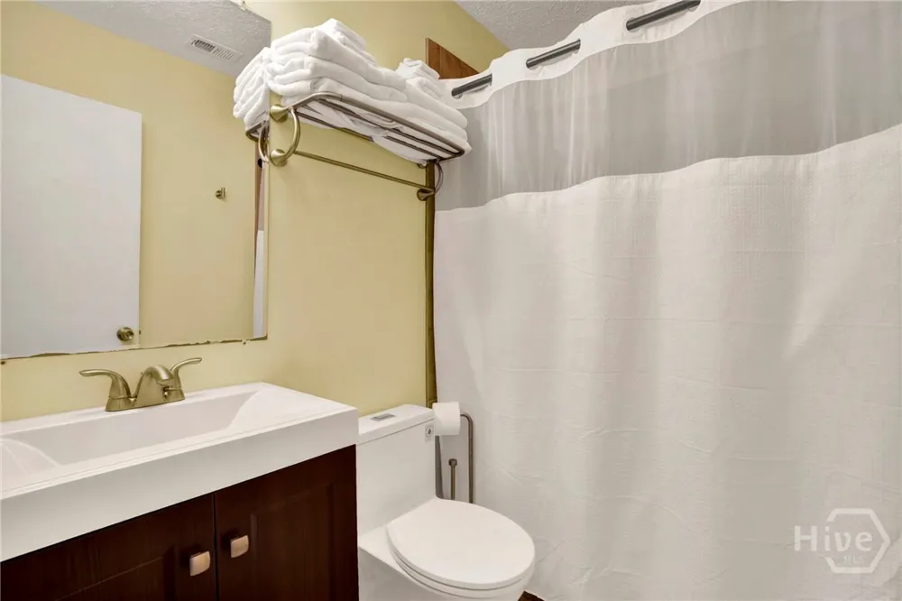 140 Ropemaker Lane Savannah, GA 31410