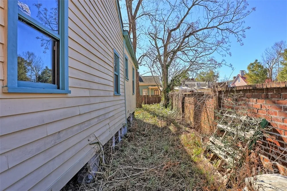 537 Hartridge Street Savannah, GA 31401