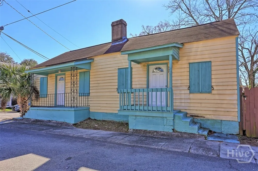 537 Hartridge Street Savannah, GA 31401