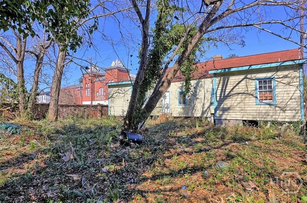 537 Hartridge Street Savannah, GA 31401
