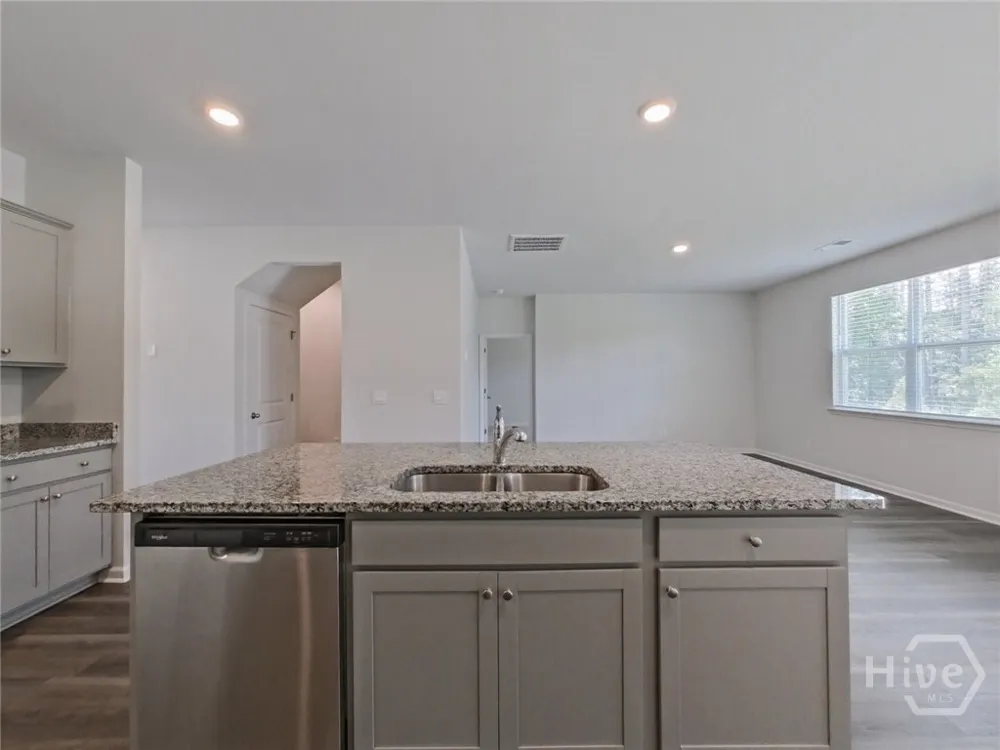 150 Kraft Cove Pooler, GA 31322