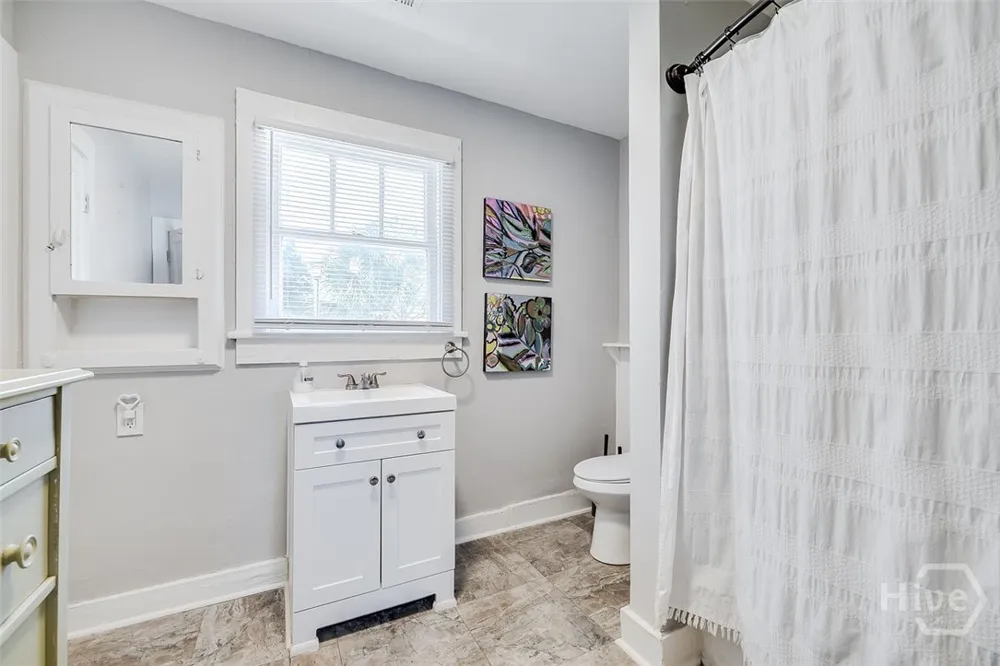 1317 E 38th Street Savannah, GA 31404