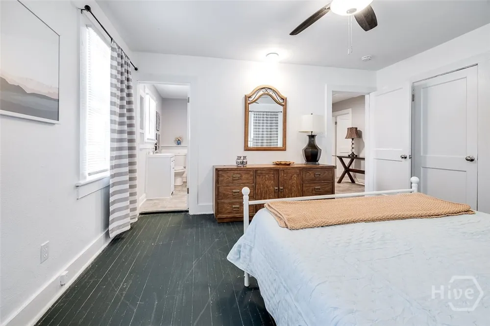 1317 E 38th Street Savannah, GA 31404