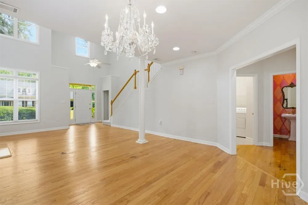 6 Roundtree Circle Savannah, GA 31405