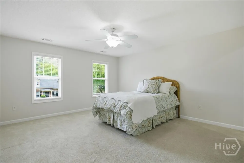 6 Roundtree Circle Savannah, GA 31405