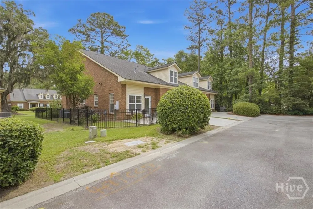 6 Roundtree Circle Savannah, GA 31405