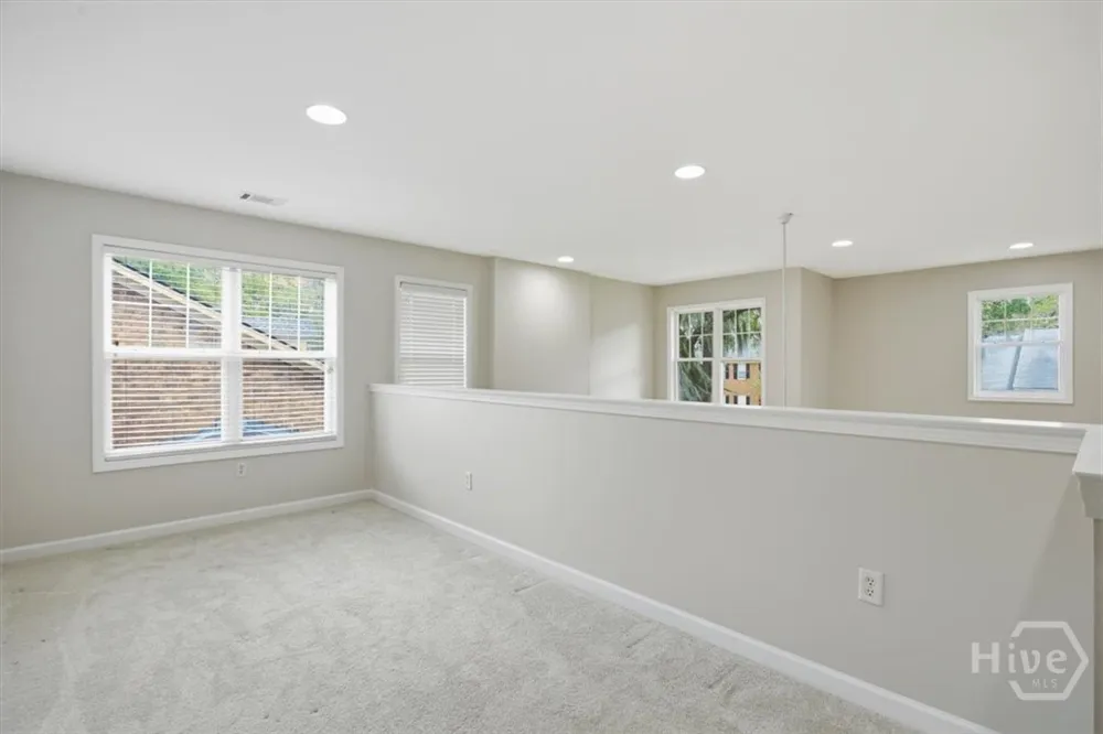 6 Roundtree Circle Savannah, GA 31405